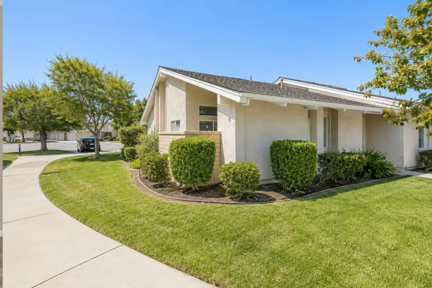 8877 Tulare Drive #313D photo 1
