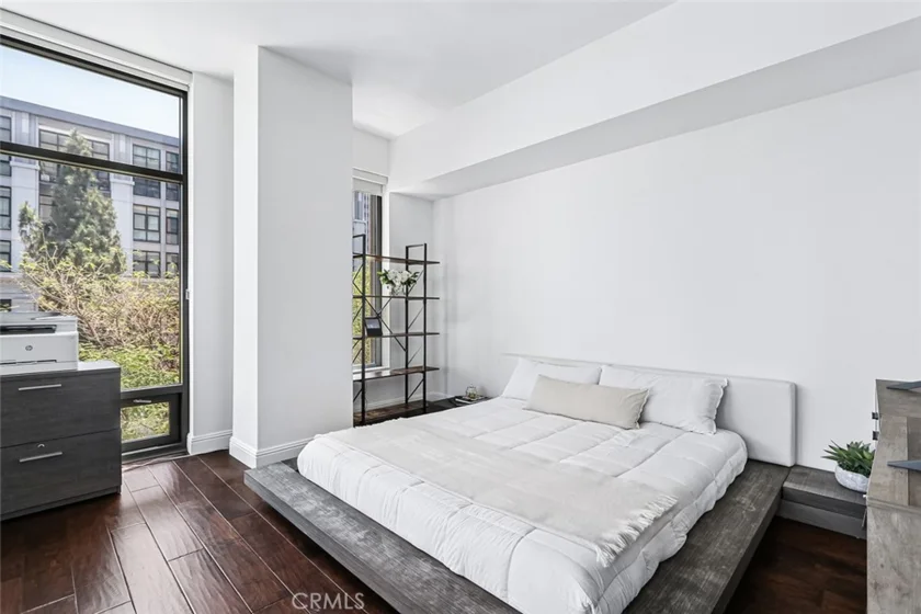 1111 S Grand Avenue #511 photo 8