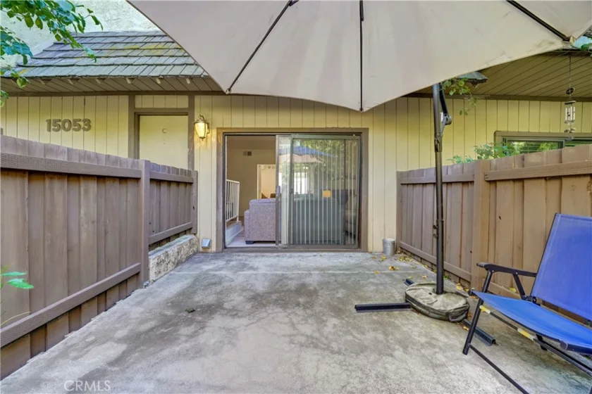 15053 Sherman Way #C photo 11