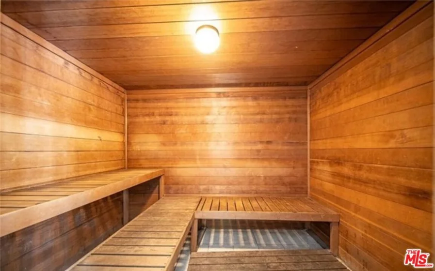 1222 N Olive Drive #209 photo 14