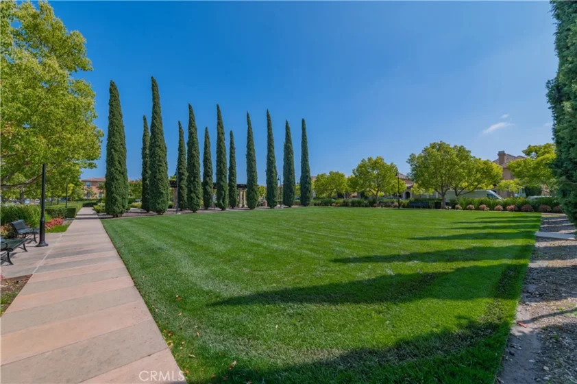 83 Twin Gables photo 44