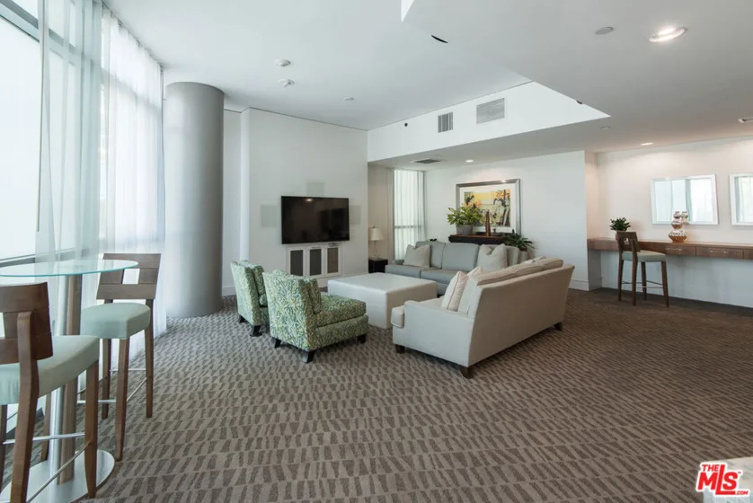 13650 Marina Pointe Drive #404 photo 45