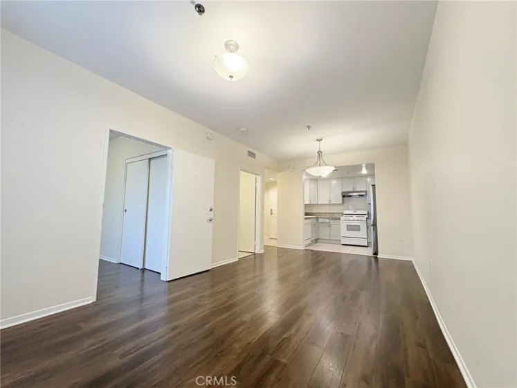 580 W Main Street #322 photo 2
