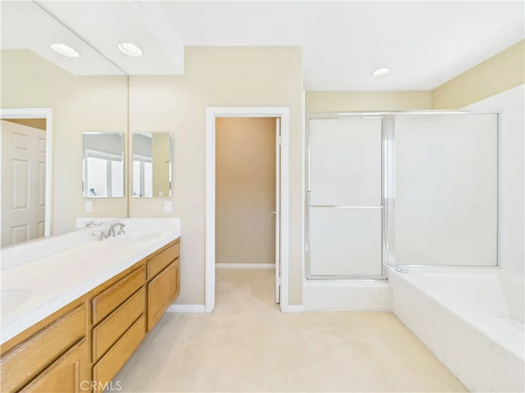 23534 Longmeadow photo 40