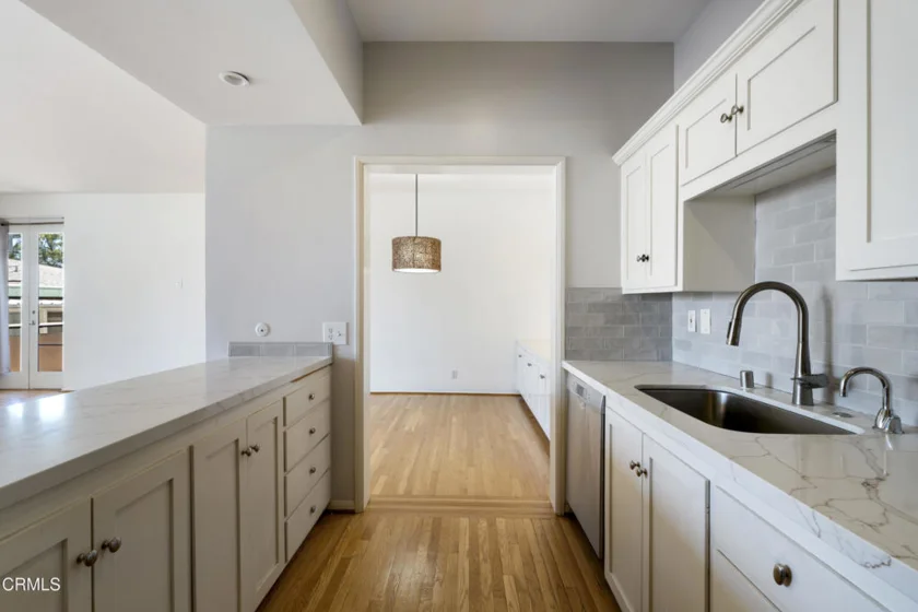 960 San Pasqual #205 photo 15