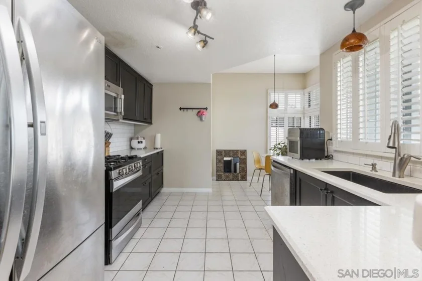 16424 Avenida Venusto #E photo 14