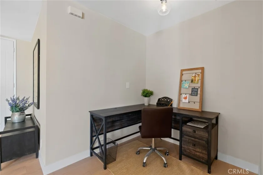 10707 Camarillo Street #314 photo 13
