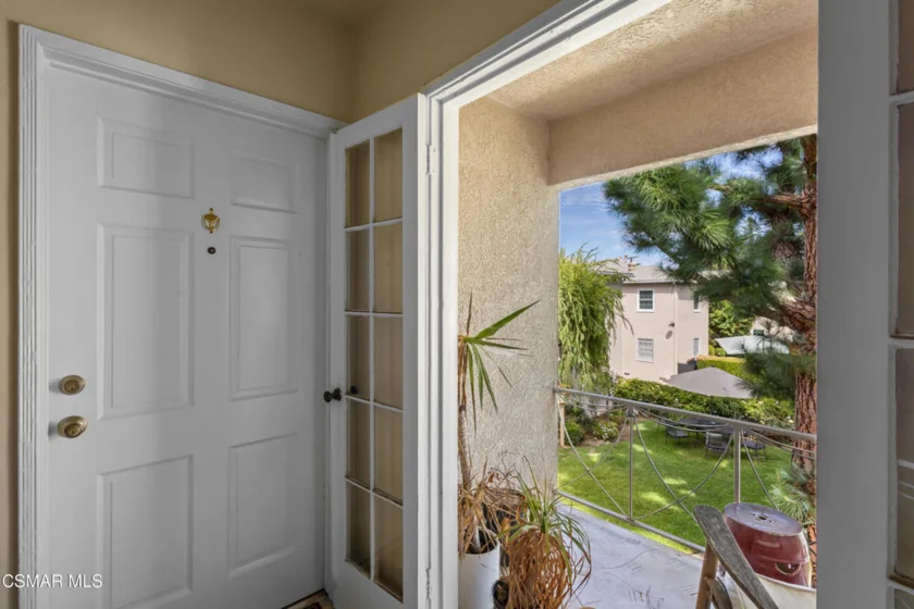 15234 Dickens Street #1/4 photo 2