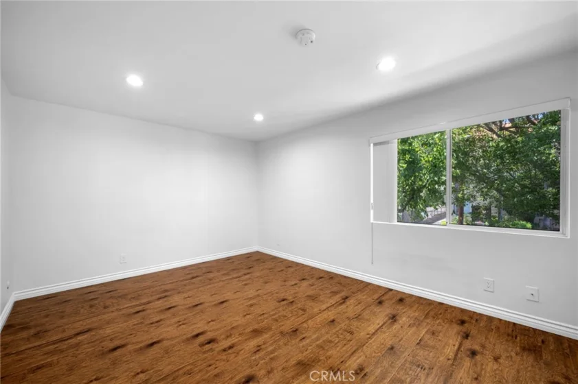 4558 Willis Avenue #203 photo 13