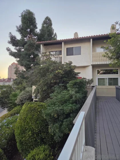 4020 La Jolla Village Drive photo 1