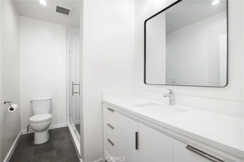 927 N Kings Road #118 photo 14