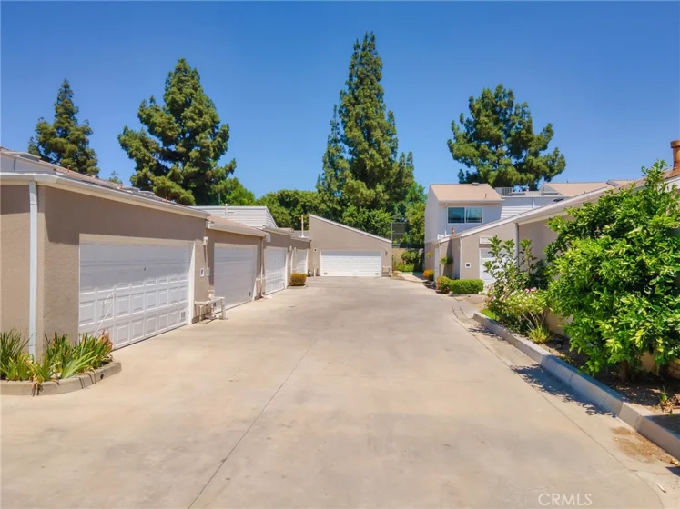 17734 Devonshire Street #7 photo 52
