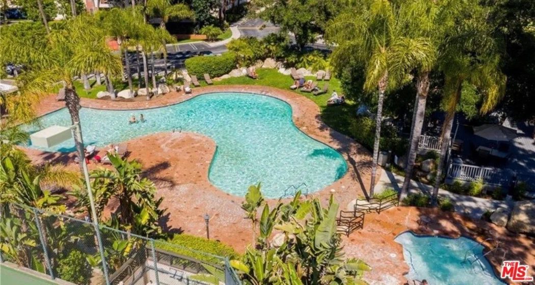 5530 Owensmouth Avenue #219 photo 14