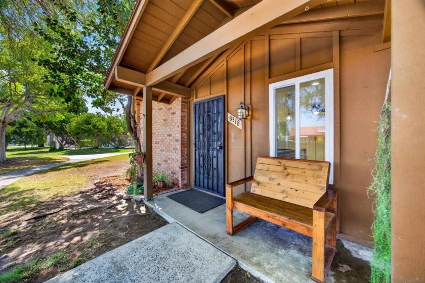 8318 Panorama Ridge Court photo 30