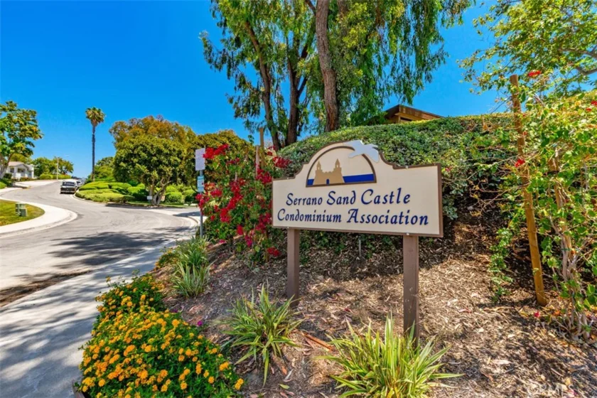 21227 Camelia #18 photo 15