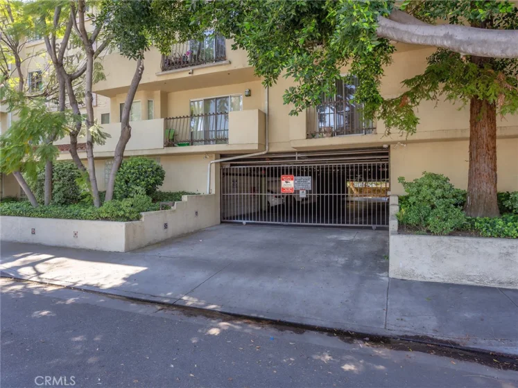 11044 Acama Street #302 photo 4