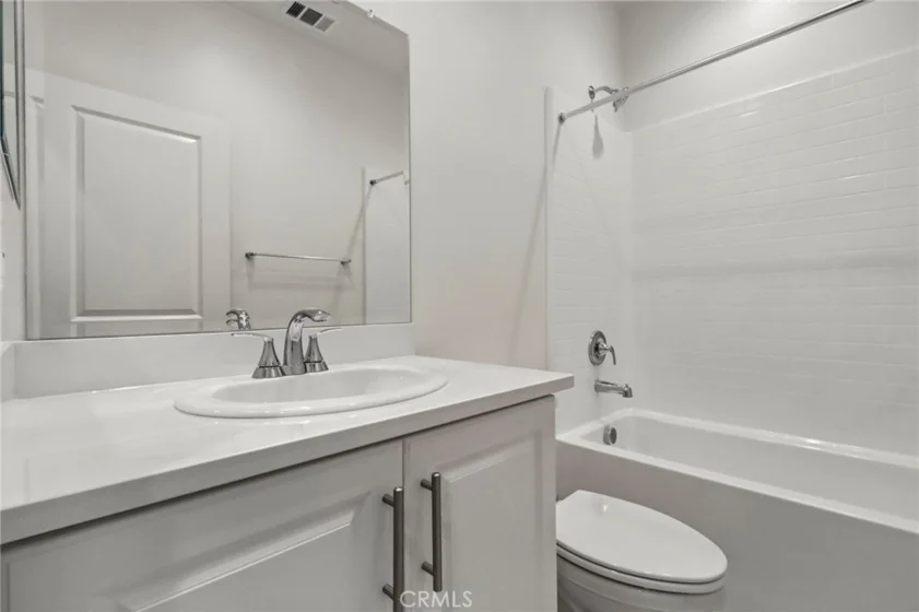 5876 Linden Ave Avenue #7 photo 15