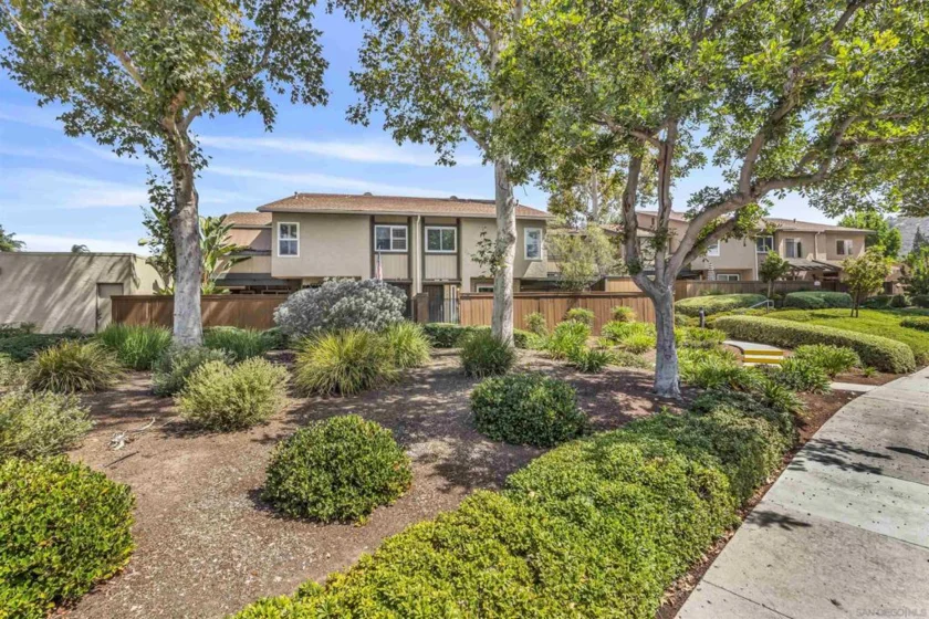 10250 Michala Place photo 2