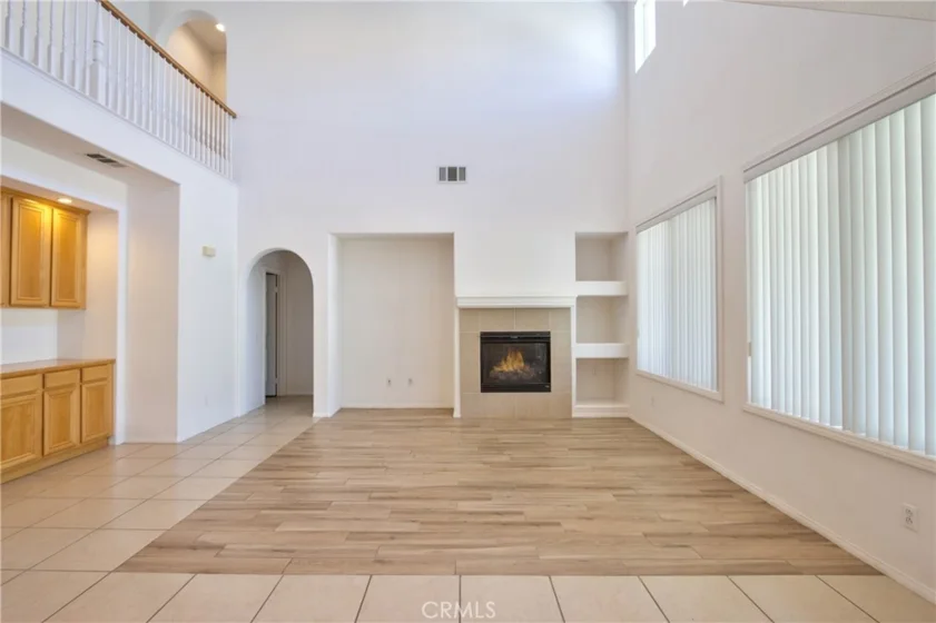 45743 Magnolia photo 13
