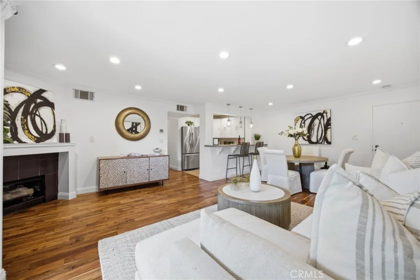 355 S Madison Avenue #224 photo 10