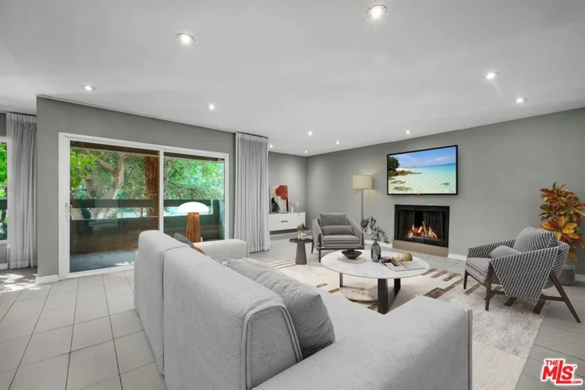 1888 Greenfield Avenue #102 photo 1