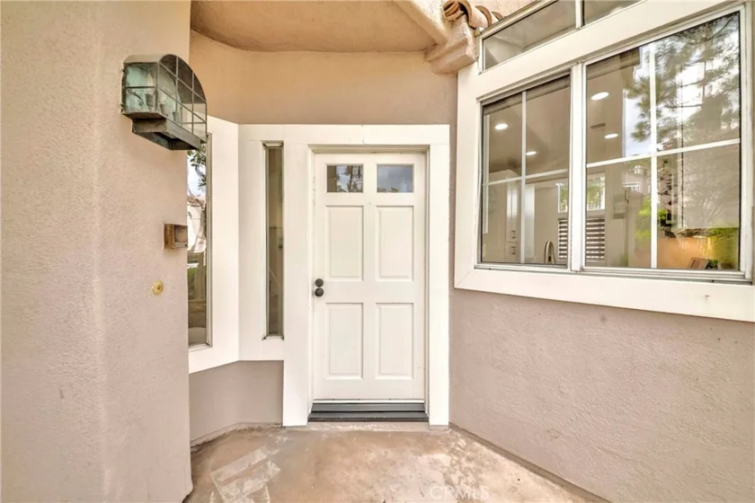 2163 Camellia Lane photo 3