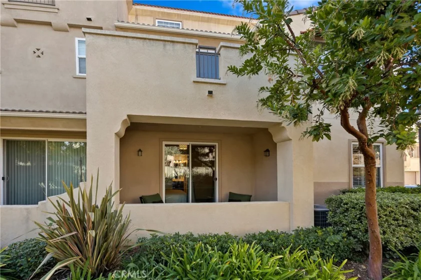31205 Strawberry Tree photo 9