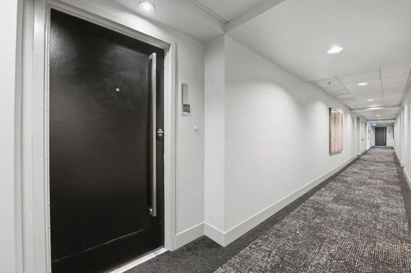 425 W Beech #1702 photo 6