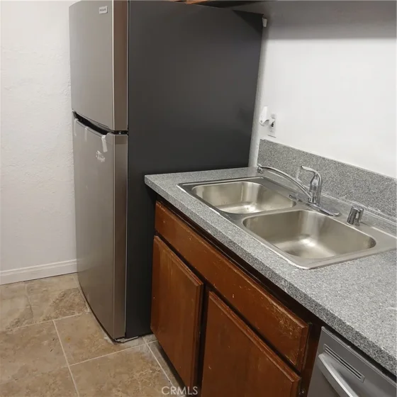 2449 West Acacia Avenue photo 5
