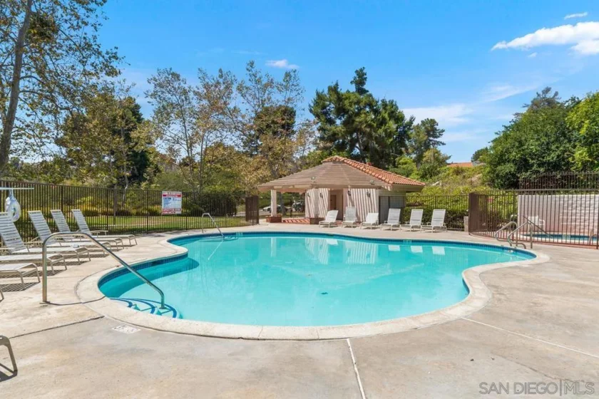 3152 Avenida Topanga photo 39