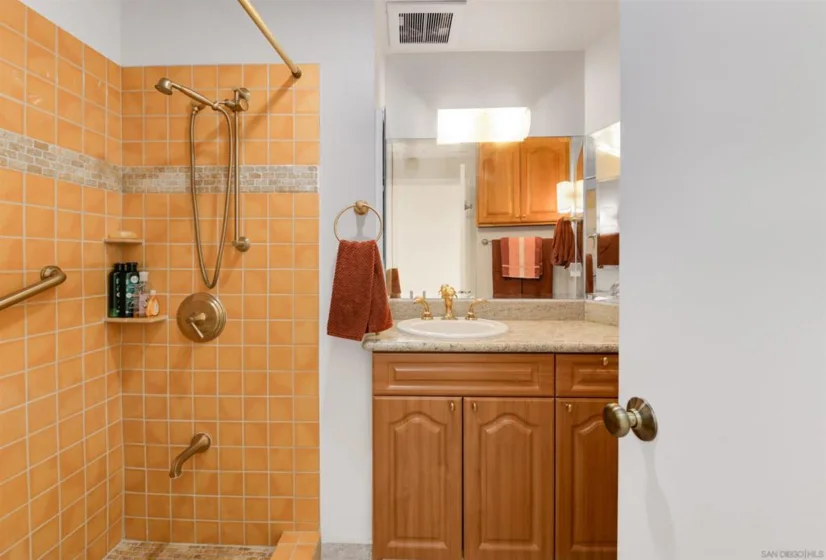 4909 Orchard Avenue #103 photo 15