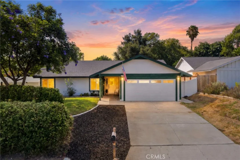 30416 Mira Loma photo 1
