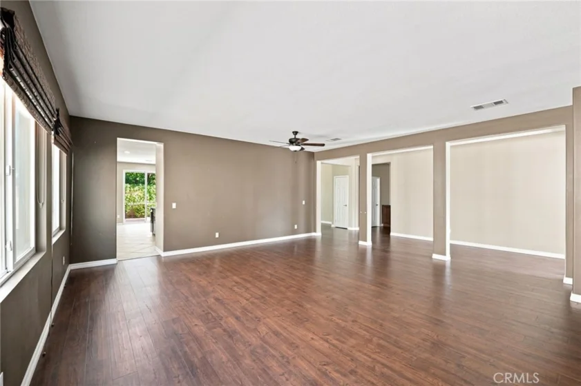30580 Fox Sedge photo 10