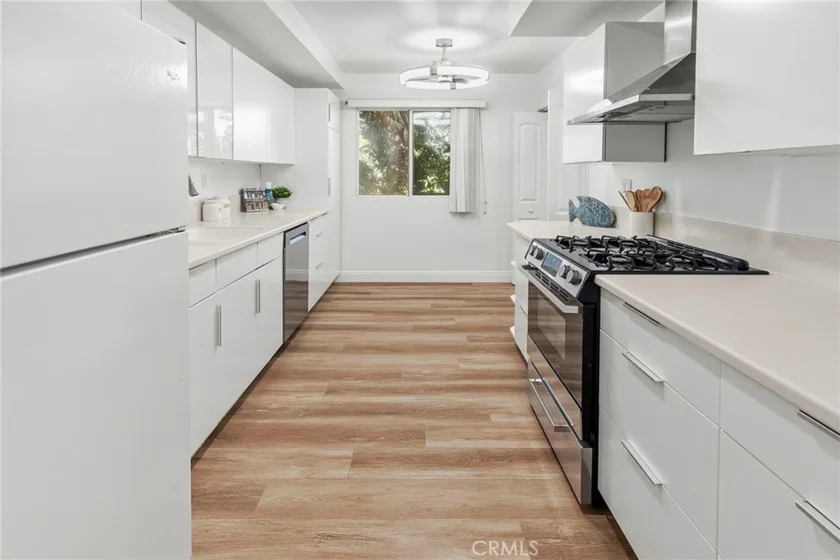 4738 La Villa Marina #H photo 32