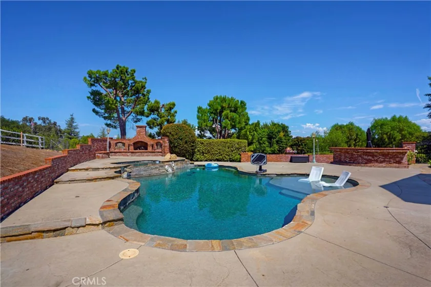 42580 Avenida Escala photo 57
