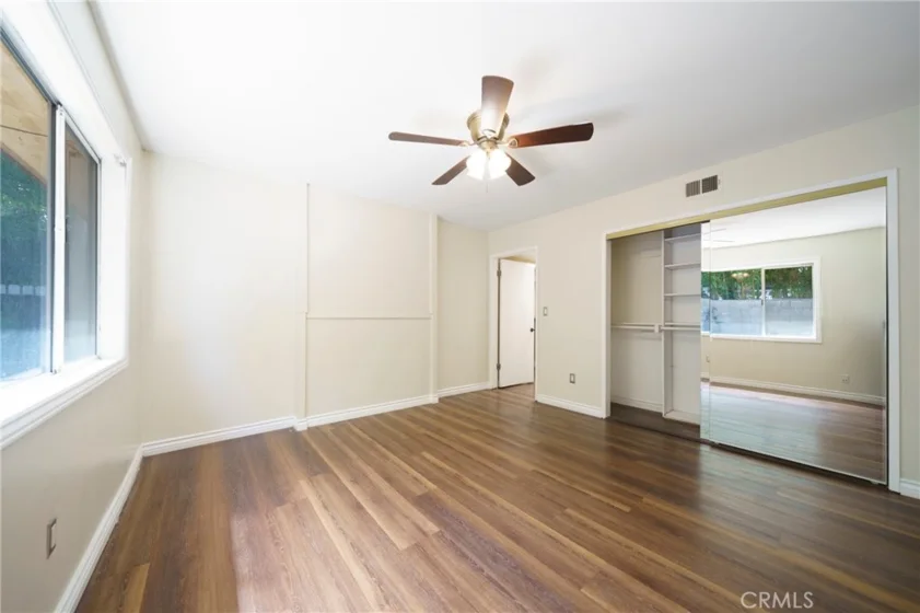 8120 Canby Ave #6 photo 22