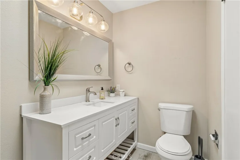 4637 Willis Avenue #306 photo 19