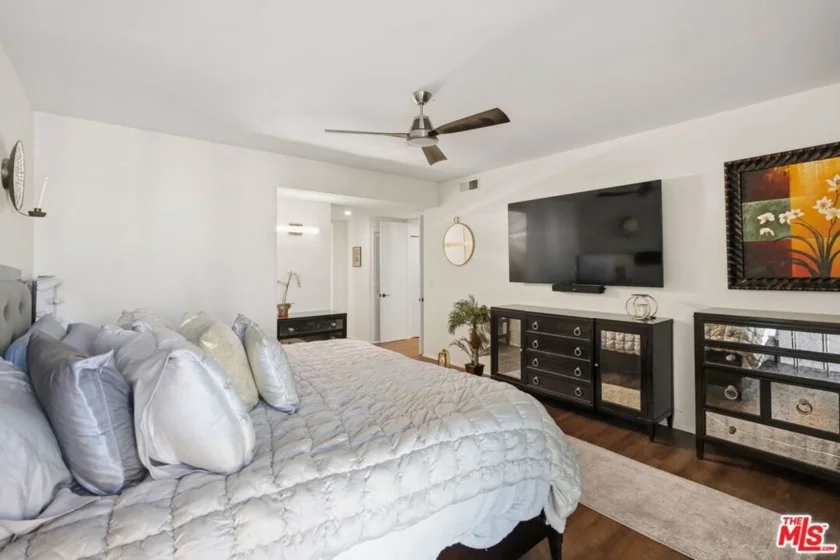 17711 Margate Street #211 photo 28
