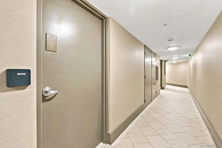 700 W Harbor Drive #1805 photo 41