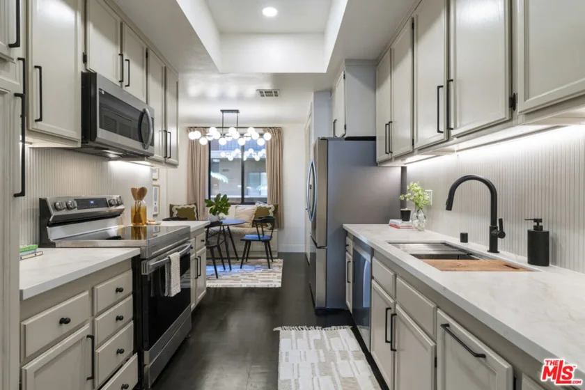 11628 Montana Avenue #208 photo 3
