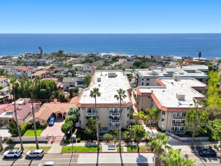 5366 La Jolla #305C photo 45