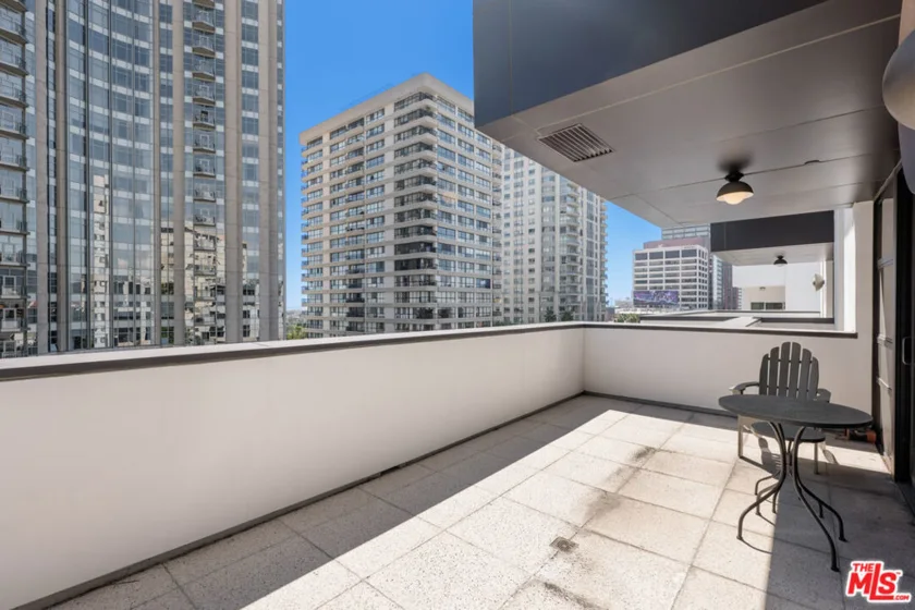 10777 Wilshire Boulevard #603 photo 27