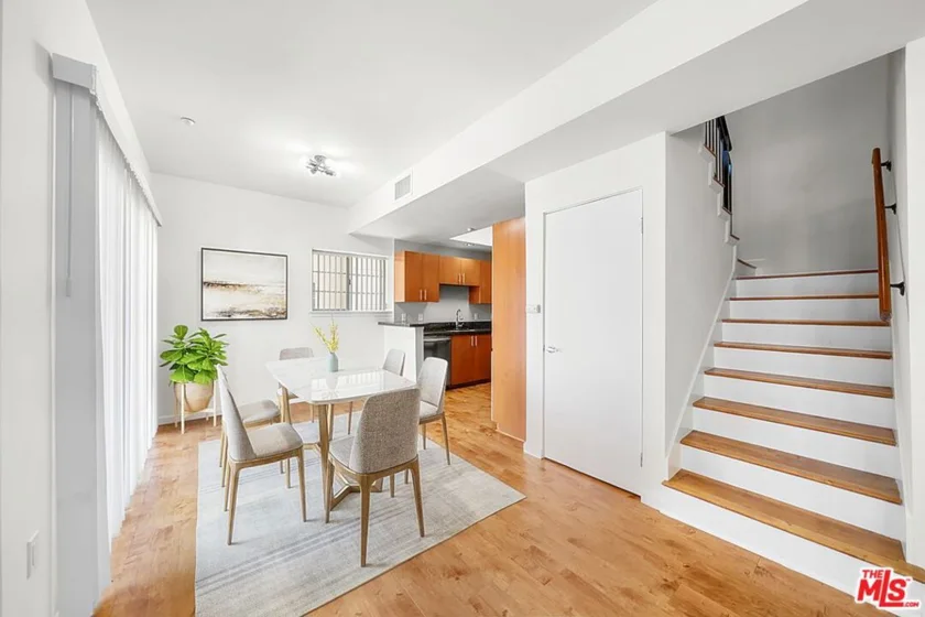 2864 Sunset Place #201 photo 14