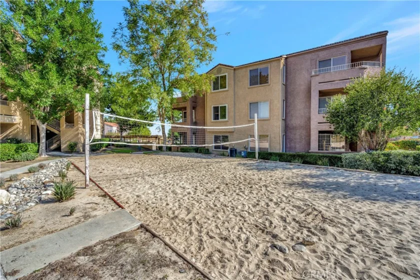 2425 Del Mar photo 27