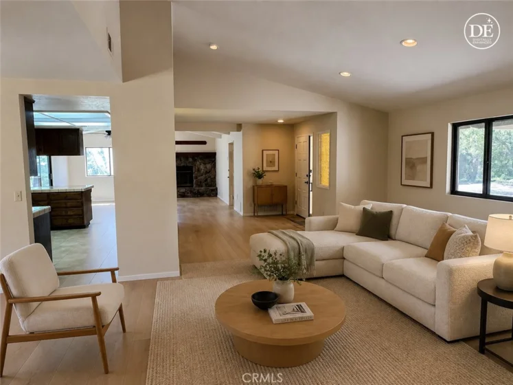 26355 Avenida Del Oro photo 4
