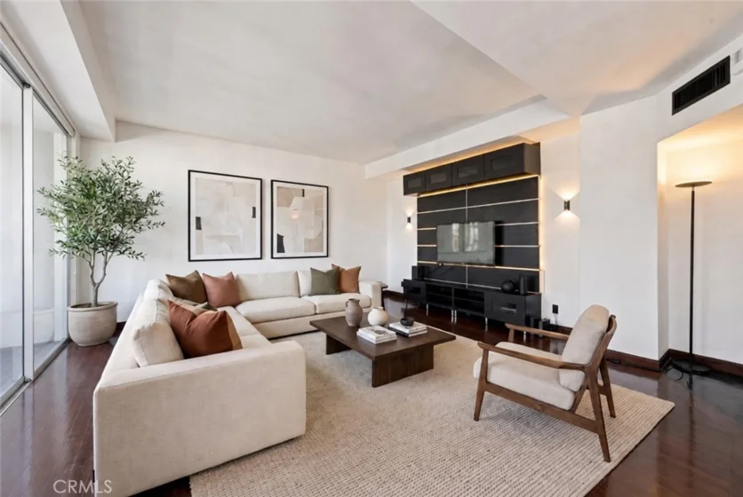 7250 Franklin Avenue #804 photo 1