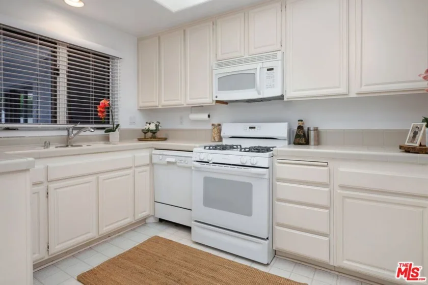 1133 9th Street #203 photo 27