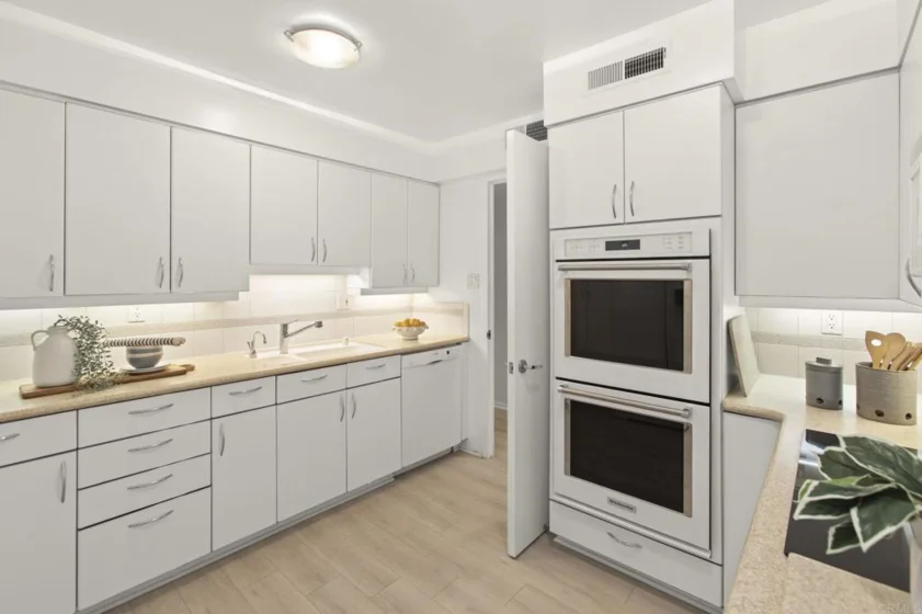 939 Coast Boulevard #5H photo 6