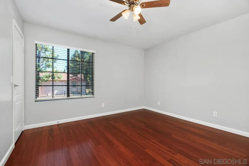 12079 Alta Carmel Court #22 photo 5