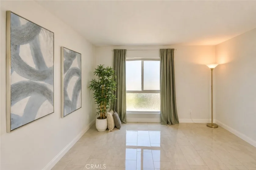 2827 S Fairview Street #G photo 15